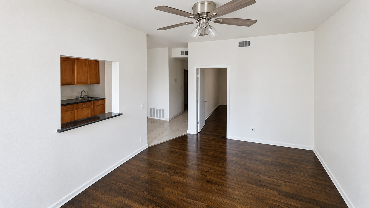 3133 W Augusta Blvd #1RE - Photo 4 of 9