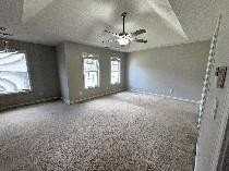 3051 Lexington Ave - Photo 6 of 18