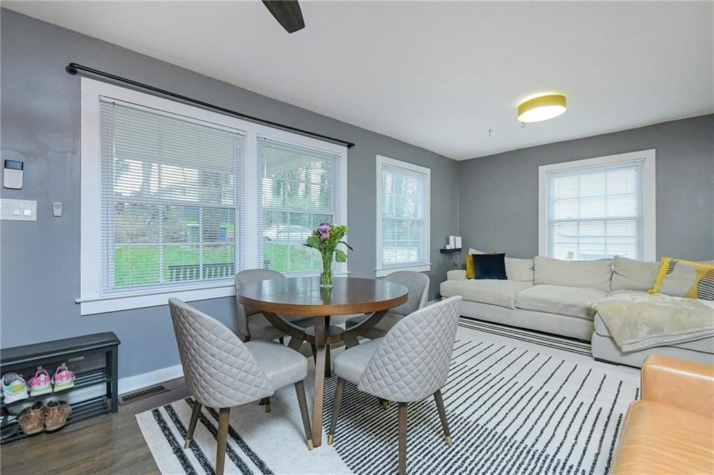1452 Akridge St Nw - Photo 3 of 18