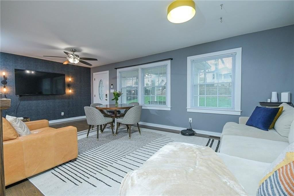1452 Akridge St Nw - Photo 4 of 18