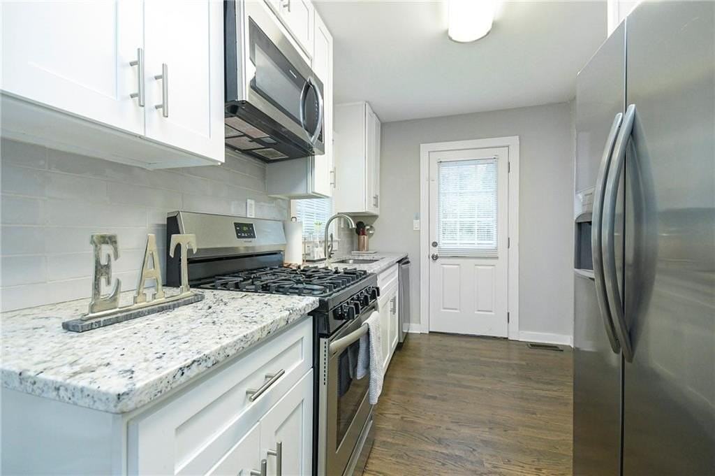 1452 Akridge St Nw - Photo 7 of 18
