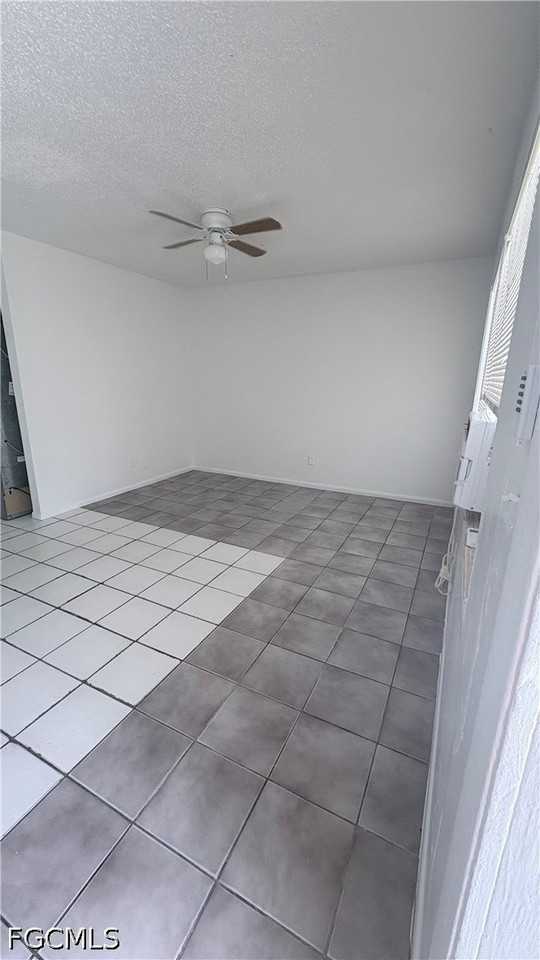 5558 9th Ave - Photo 3 of 7