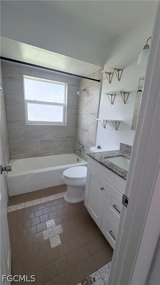 5558 9th Ave - Photo 6 of 7
