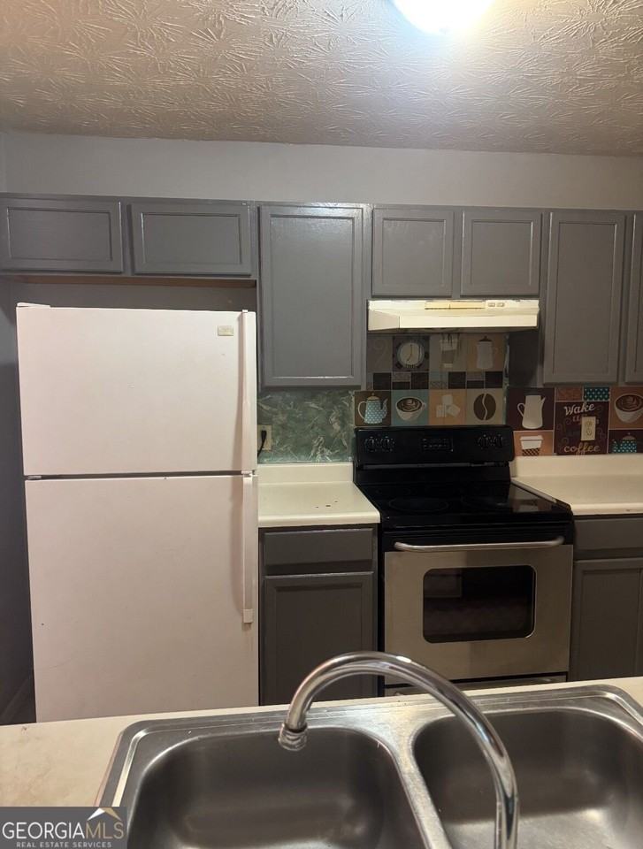 230 James Albert Johnson Ave - Photo 5 of 15
