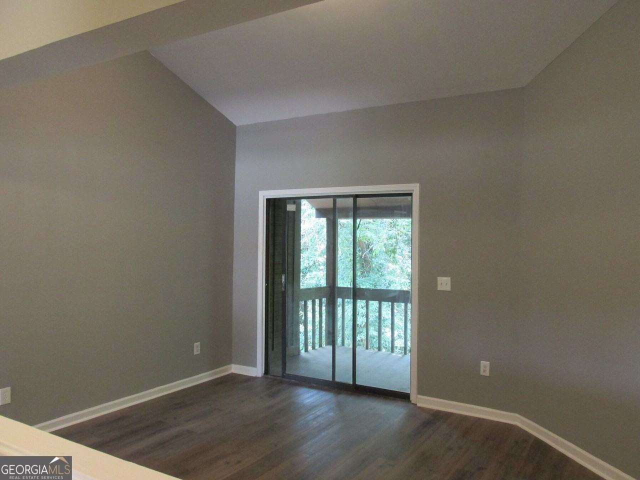 3283 Blazing Pine Knl #B - Photo 2 of 16