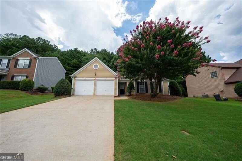 3820 Oak Park Dr - Photo 2 of 38