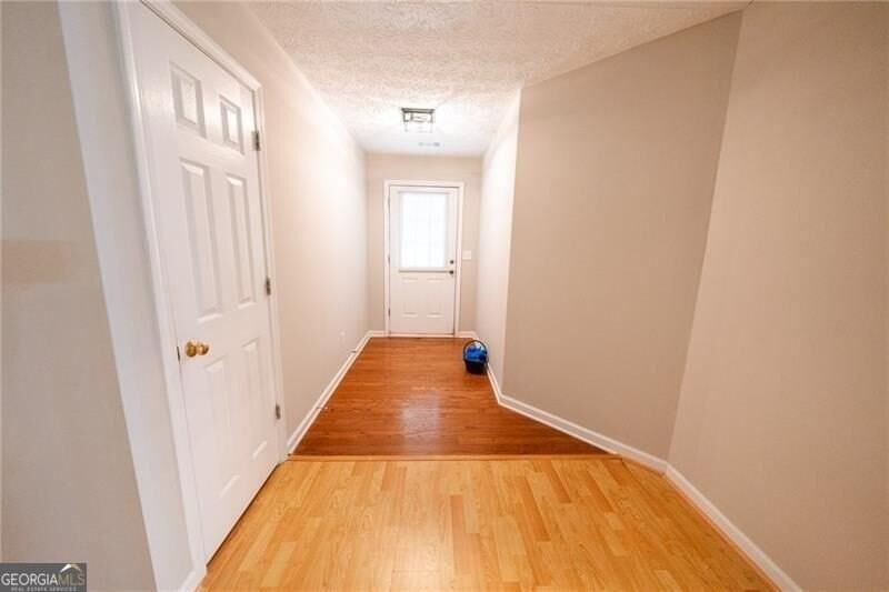 3820 Oak Park Dr - Photo 4 of 38