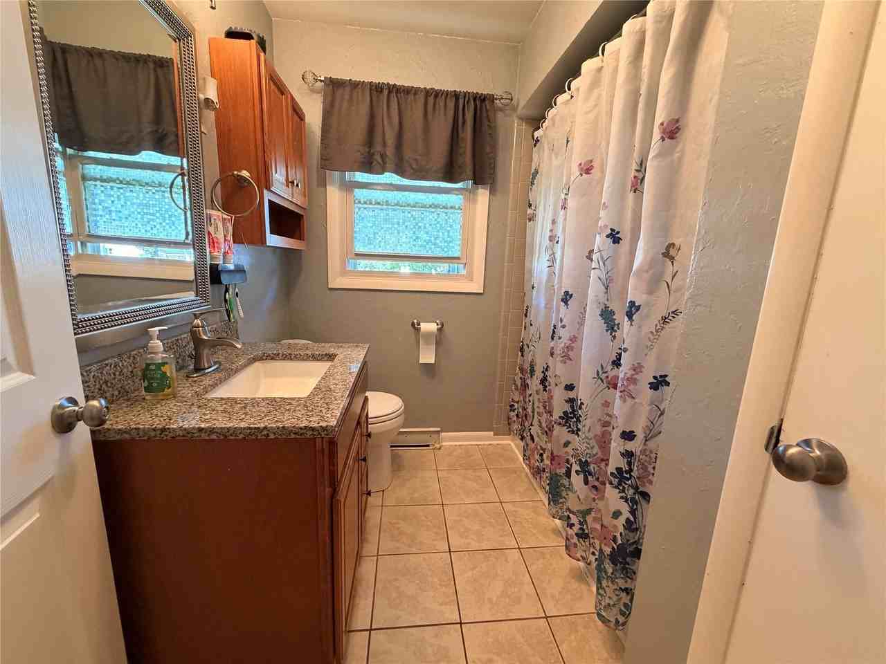 3051 Aberdeen Ave - Photo 4 of 20