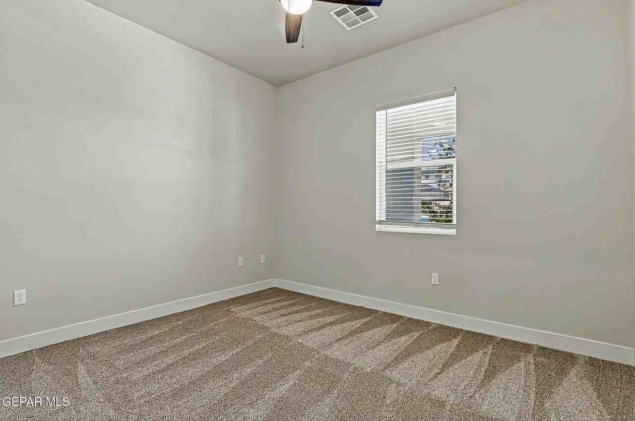 1807 Ritzy Lou Pl - Photo 4 of 34
