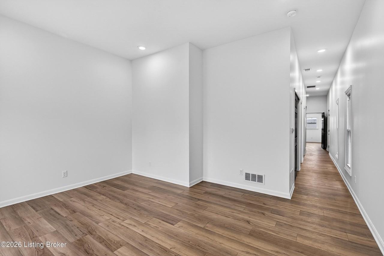 508 Lilly Ave - Photo 5 of 29