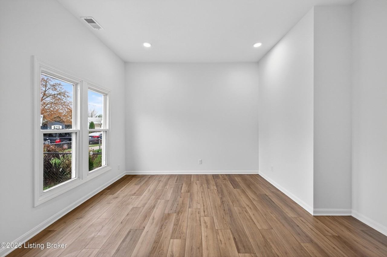 508 Lilly Ave - Photo 6 of 29
