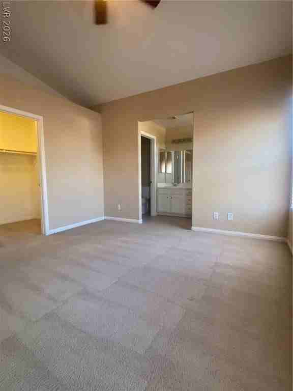 5010 Paradise Harbor Pl - Photo 2 of 25