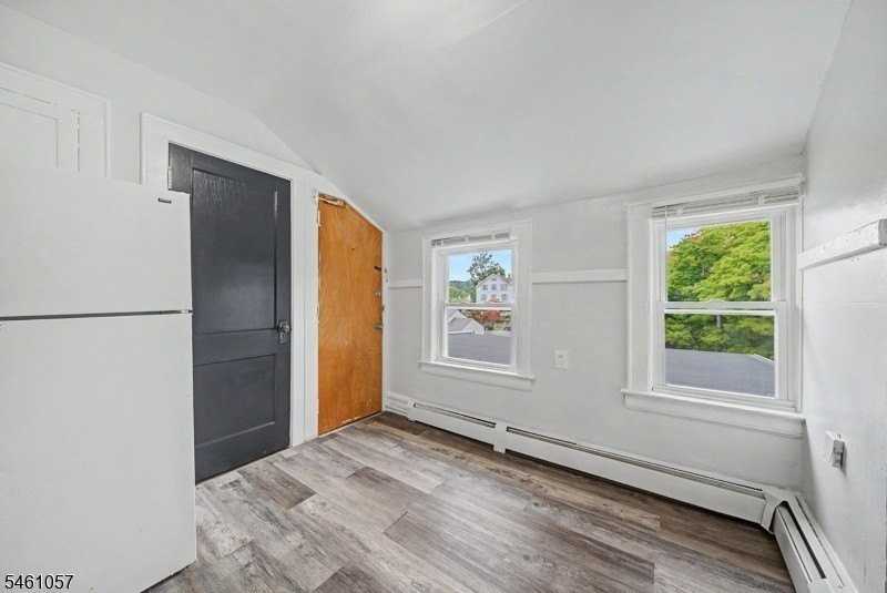 151 Watchung Ave #3 - Photo 5 of 17