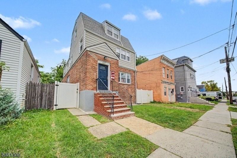 1019 Rivington St - Photo 2 of 28