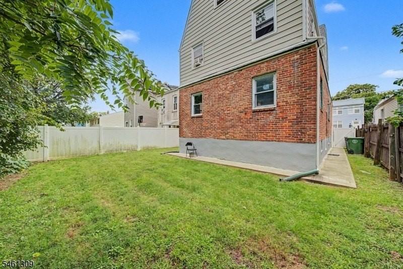 1019 Rivington St - Photo 3 of 28