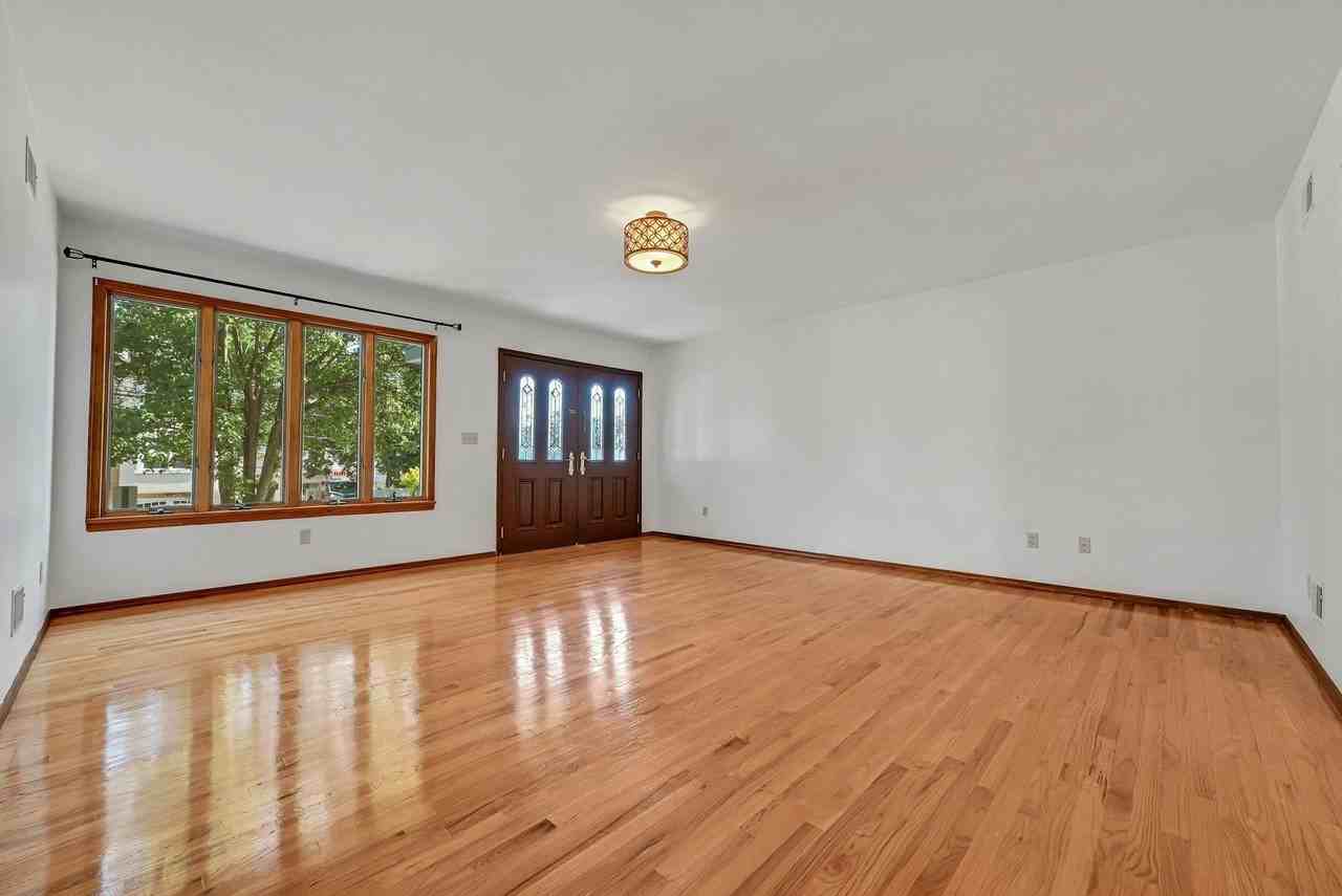 773 1st St #1 - Photo 3 of 21