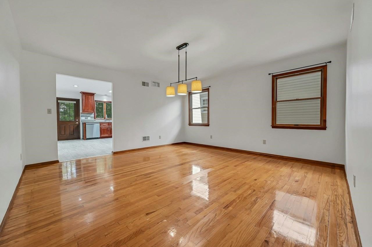 773 1st St #1 - Photo 4 of 21