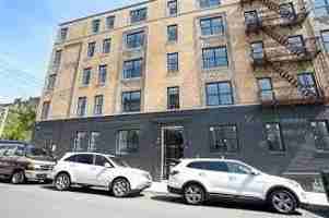 featured image of 234 51st St #503