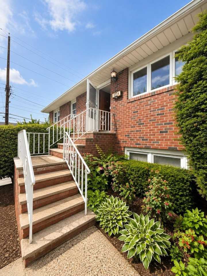 1114 92nd St - Photo 2 of 9