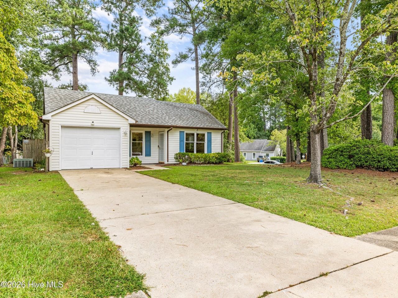 542 Shadowridge Rd - Photo 2 of 33