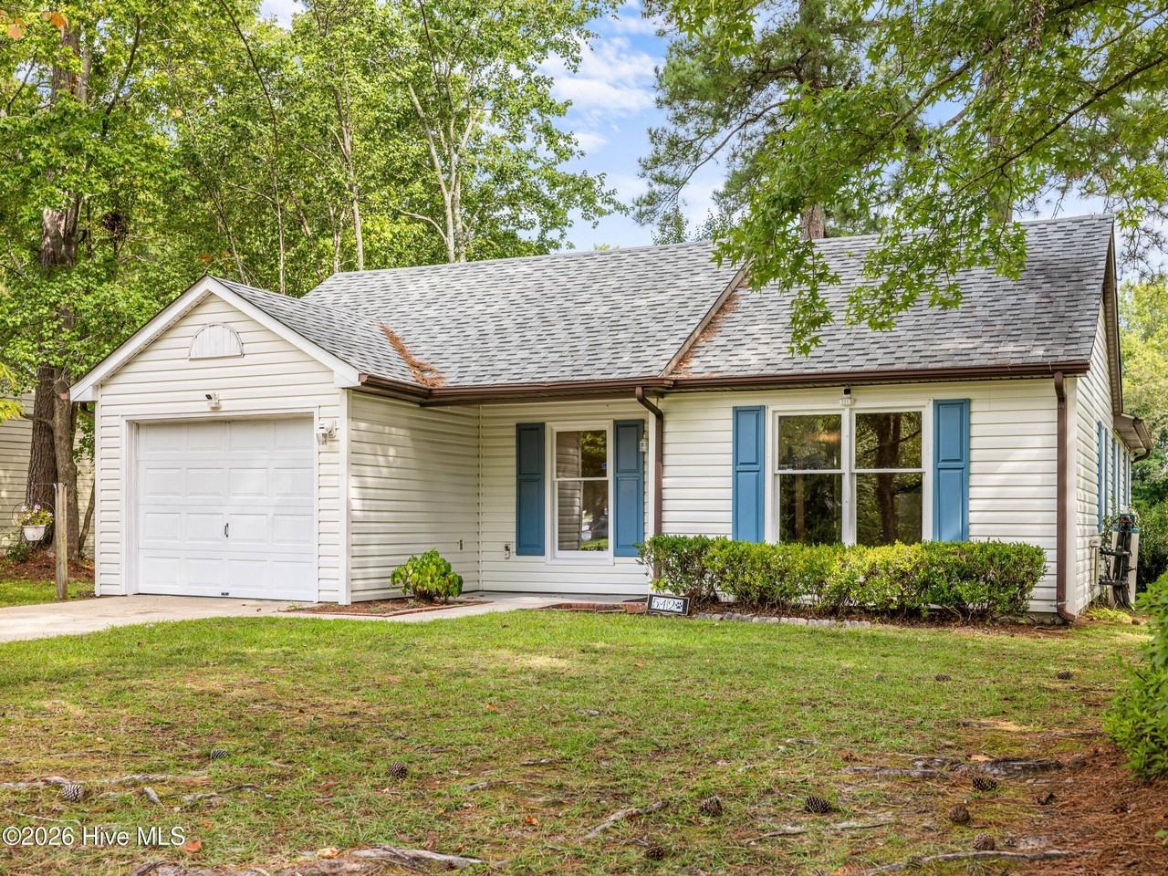 542 Shadowridge Rd - Photo 4 of 33