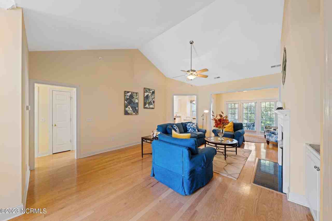 4103 Lark Bunting Ct Se - Photo 7 of 30
