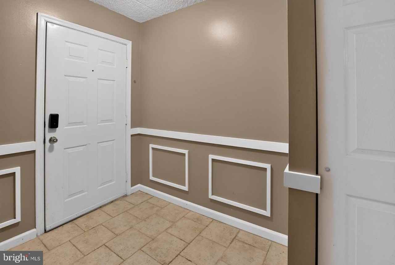 702 Deer Run - Photo 2 of 26