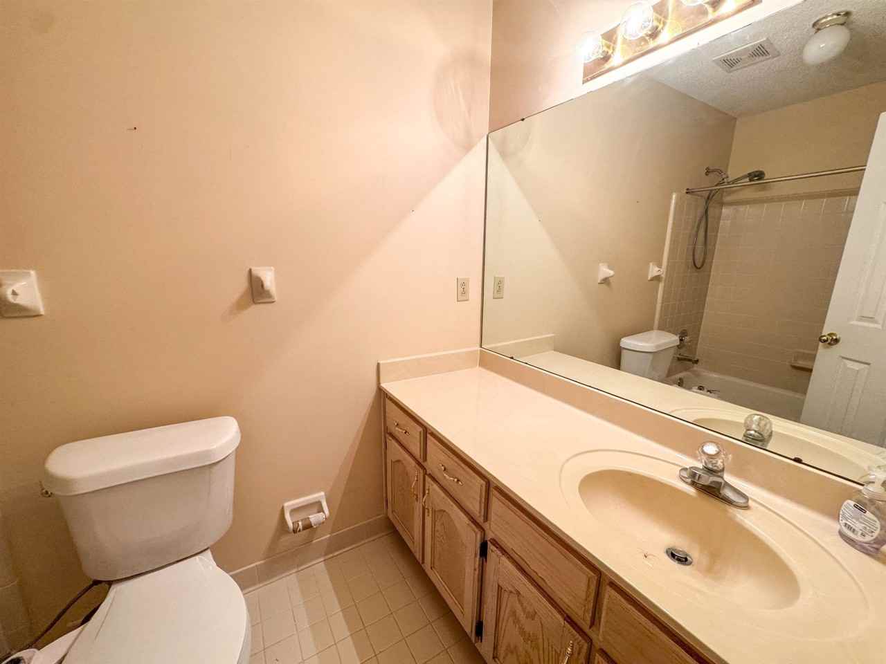 1056 Cotton Row Cv - Photo 2 of 12