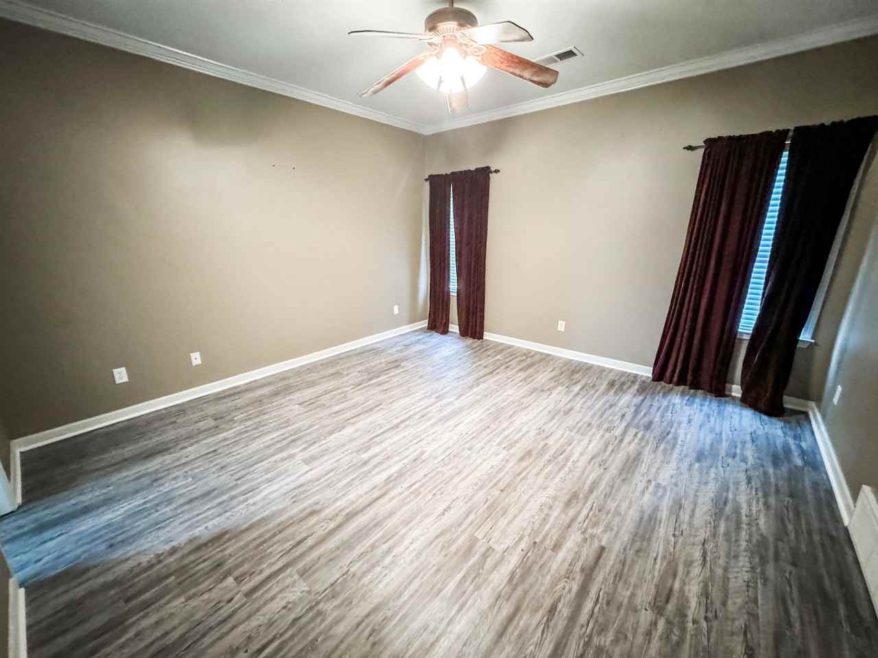 10471 Ashboro Dr - Photo 5 of 11