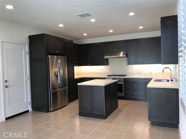113 Copeland - Photo 3 of 6