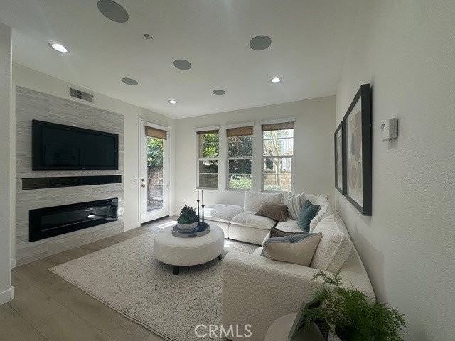96 Canopy - Photo 7 of 8