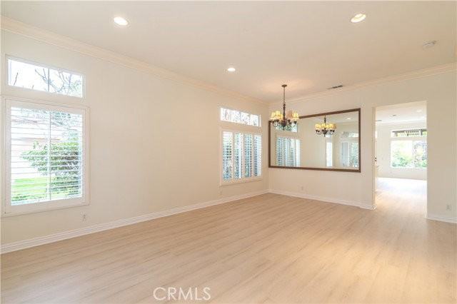 58 Oakhurst Rd - Photo 3 of 8