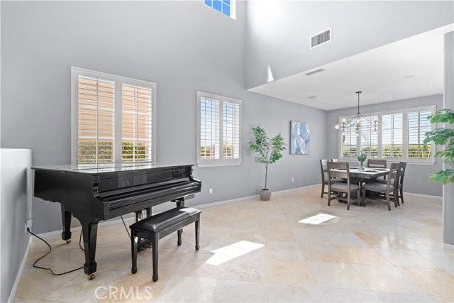 27735 Country Lane Rd - Photo 5 of 8