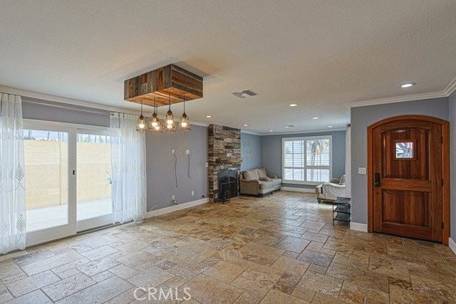 15001 Victoria Ln - Photo 6 of 8