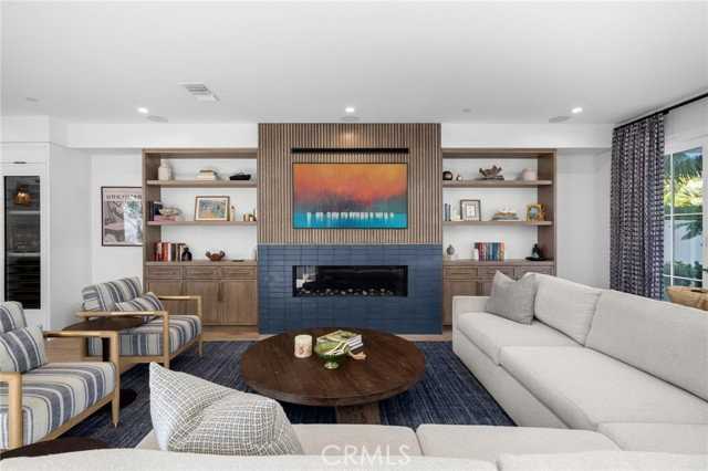225 Jasmine Ave - Photo 4 of 8