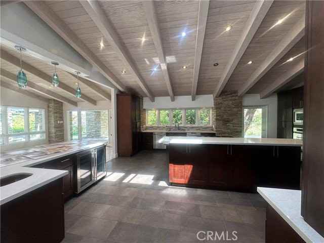 60 Crest Rd E - Photo 5 of 8