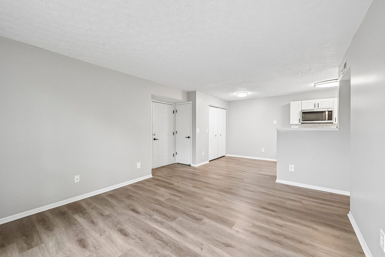 833 Misty Hollow Lane - Photo 3 of 46