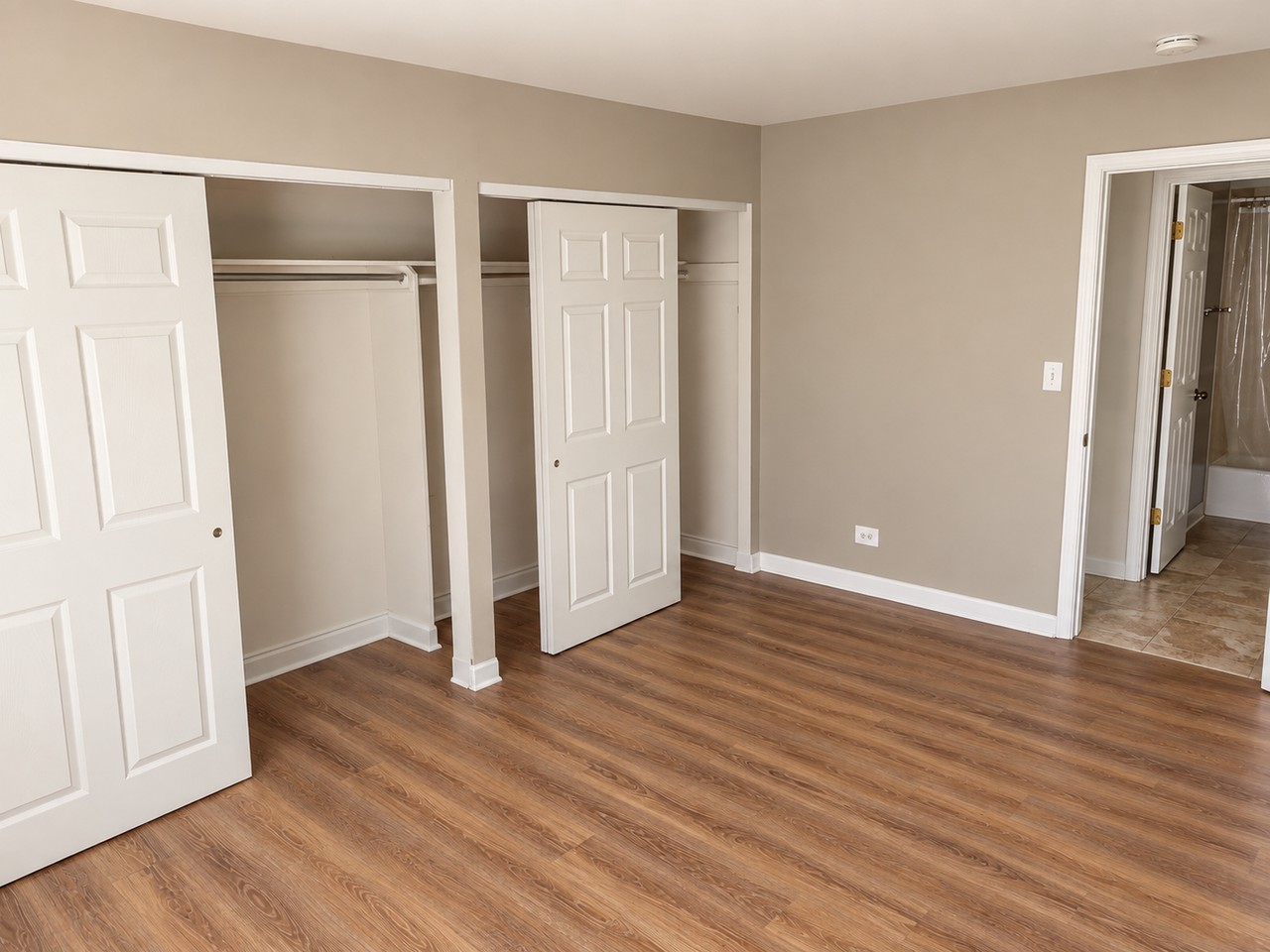 2121 S. Wolf Road - Photo 5 of 8