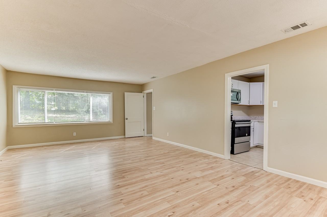 2832 Cornelia Rd #1 - Photo 6 of 33