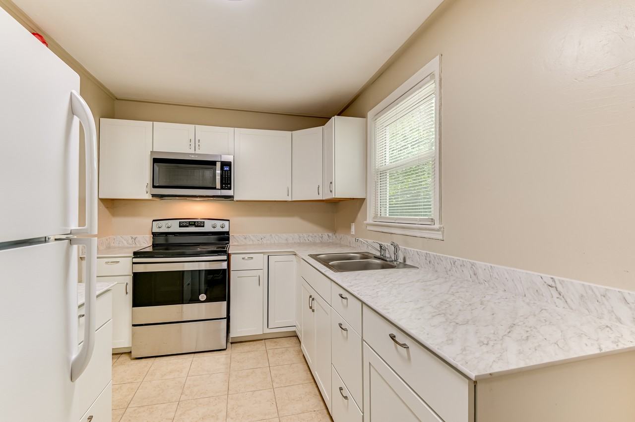 2832 Cornelia Rd #1 - Photo 7 of 33