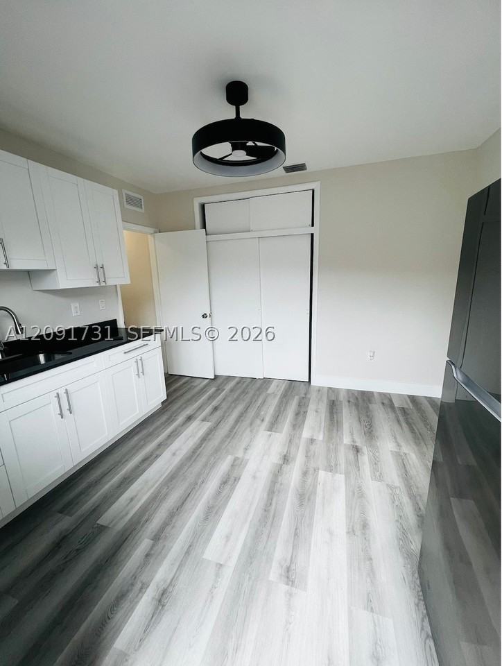 101 Nw 62nd Ct #A - Photo 5 of 7