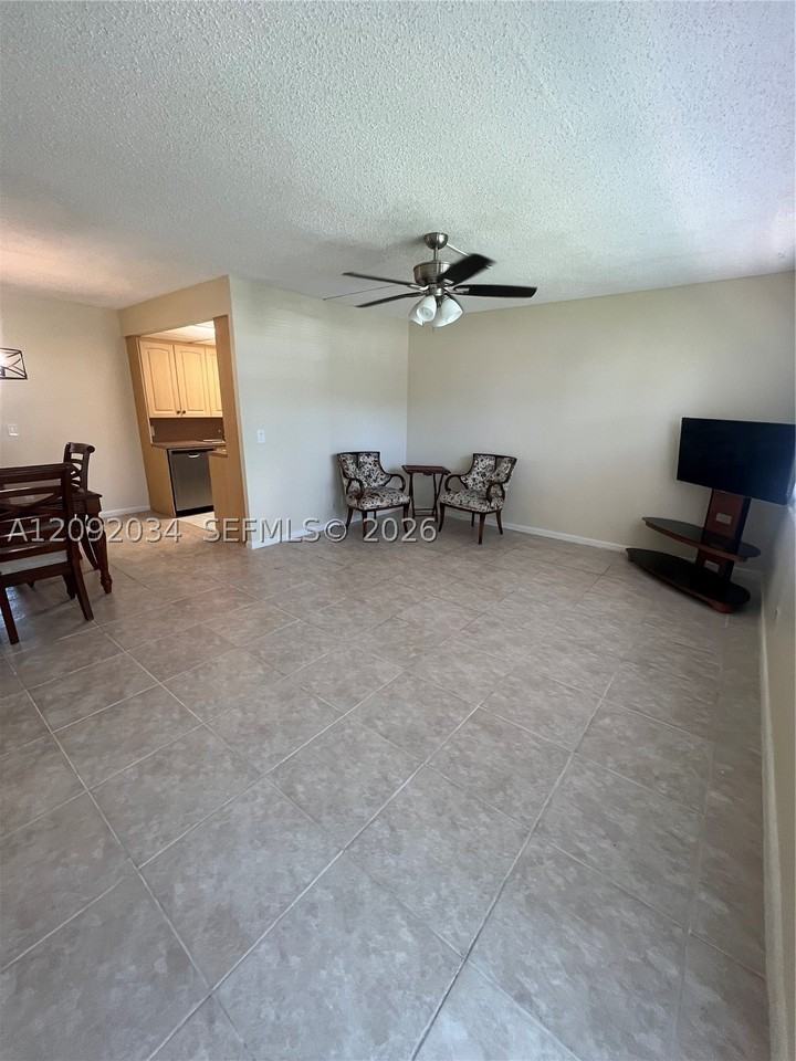 1087 Cornwall E #1087 - Photo 3 of 18