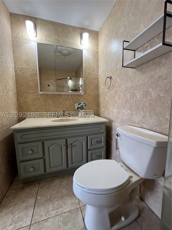 11512 Sw 6th St - Photo 7 of 15