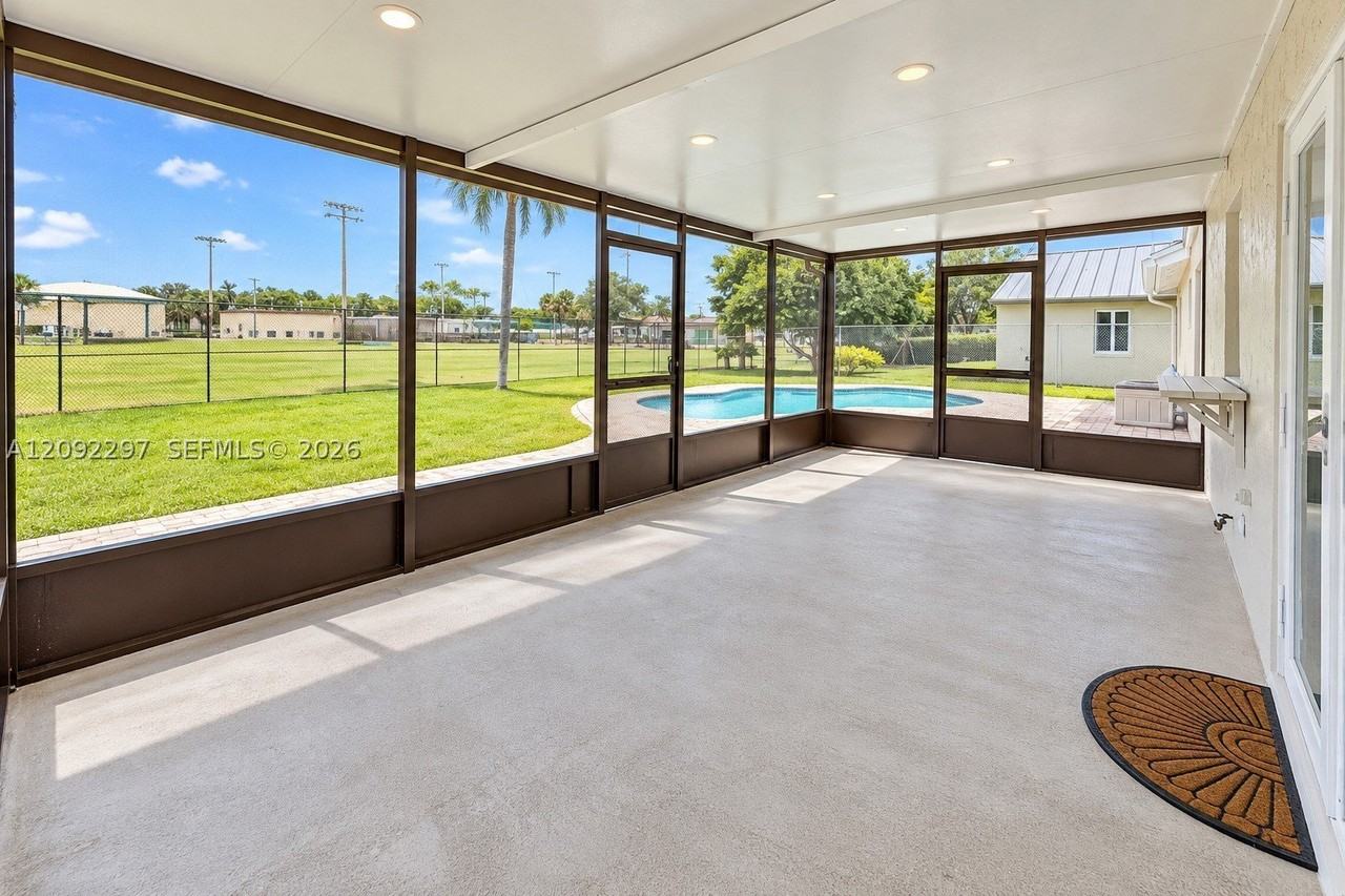 11655 Sw 50th St - Photo 2 of 29