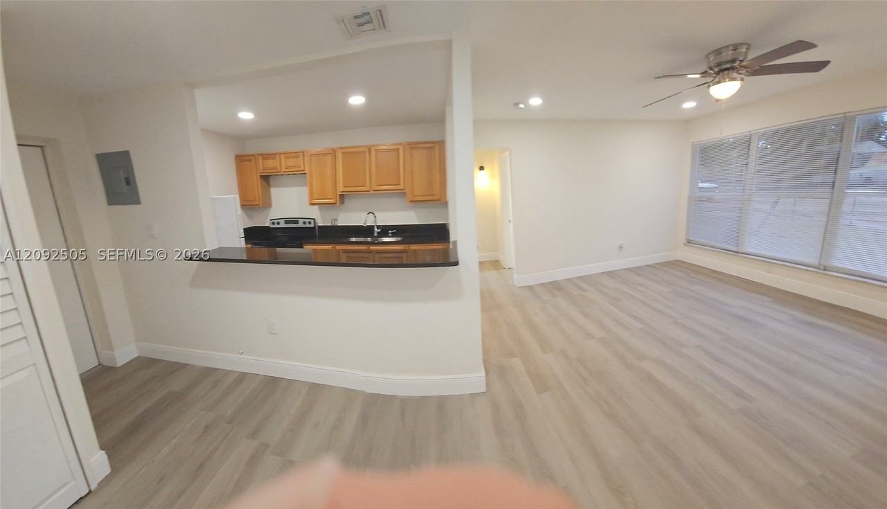 2111 Wiley Ct #2111 - Photo 6 of 23