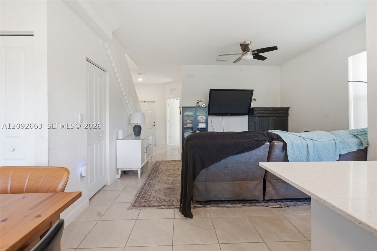 23101 Sw 99th Ave - Photo 6 of 30