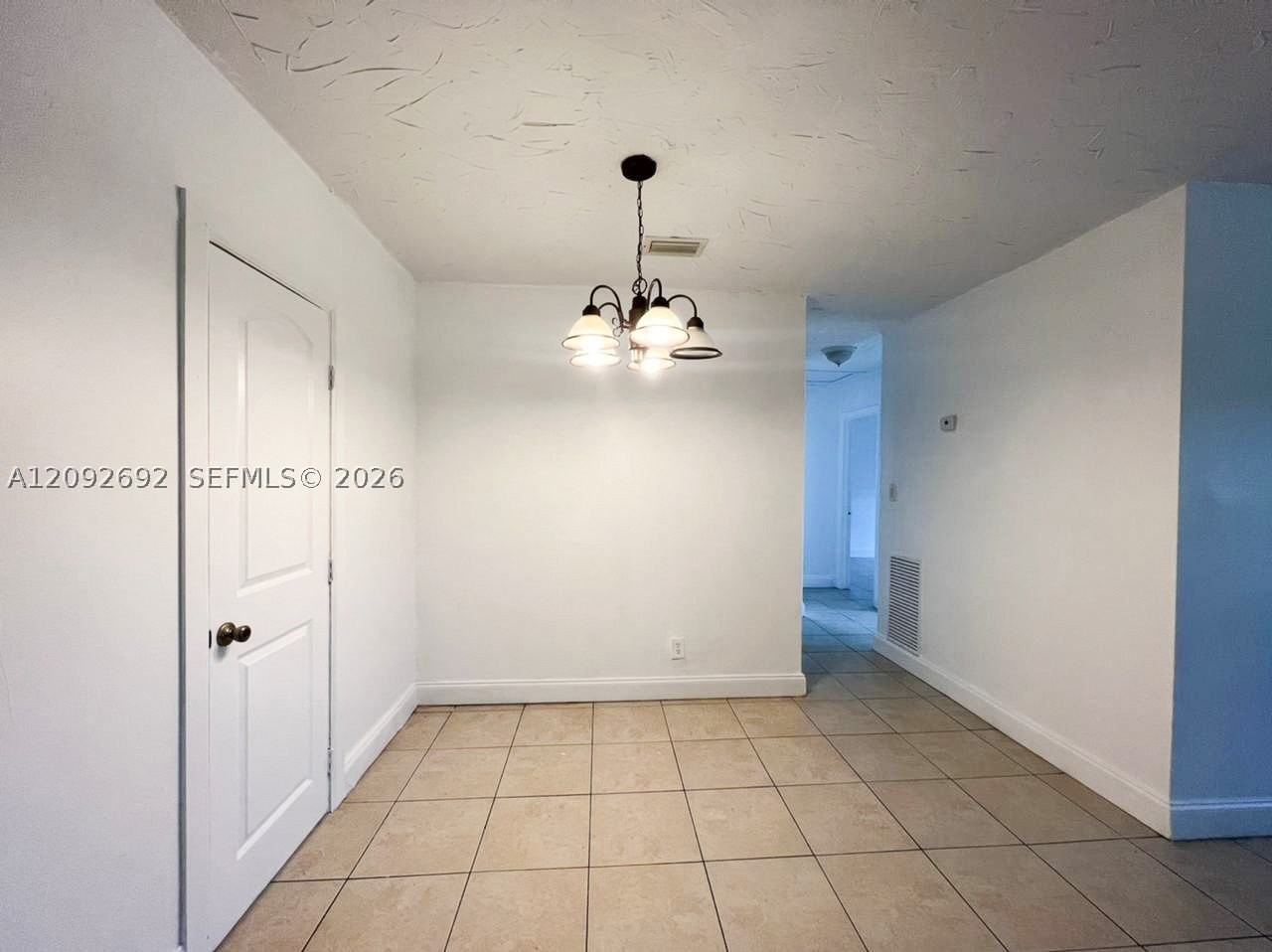 3461 Nw 17th St - Photo 7 of 18