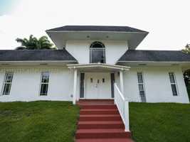 featured image of 901 Sw 121st Ave