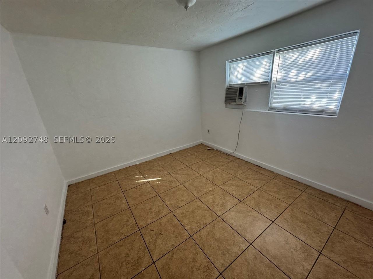 1306 Nw 61st St #8 - Photo 2 of 6