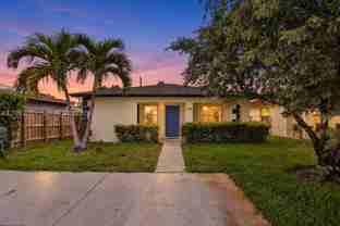 209 Ne 35th St - Photo 1 of 1